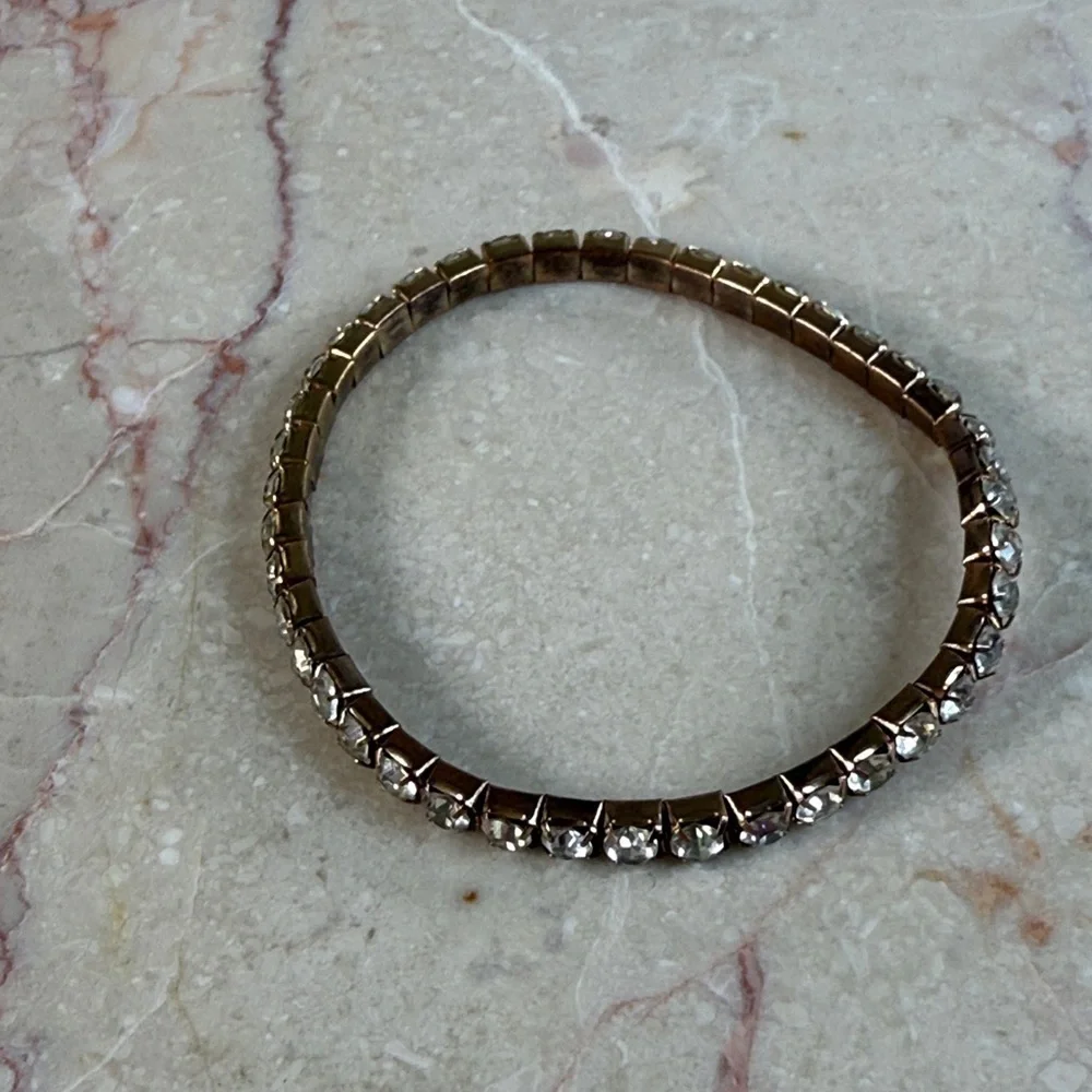 Elegant Crystal Bracelet